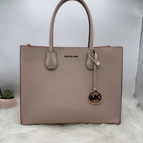 Michael Kors Pink Large Crossbody Satchel - Picture 8 of 8